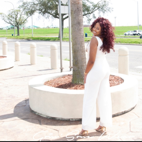 GSW Women's Small Cream Sequined Gold Silver Trim Detail Sleeveless Jumpsuit NWT - Picture 6 of 6